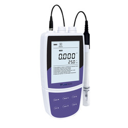 Portable Conductivity Meter : Portable Conductivity Meter LPCM-A10